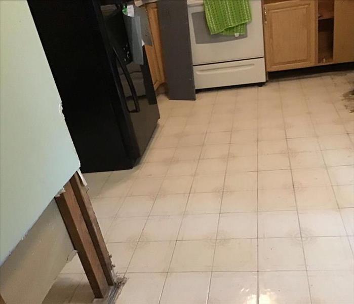 Floor without drying equipment.